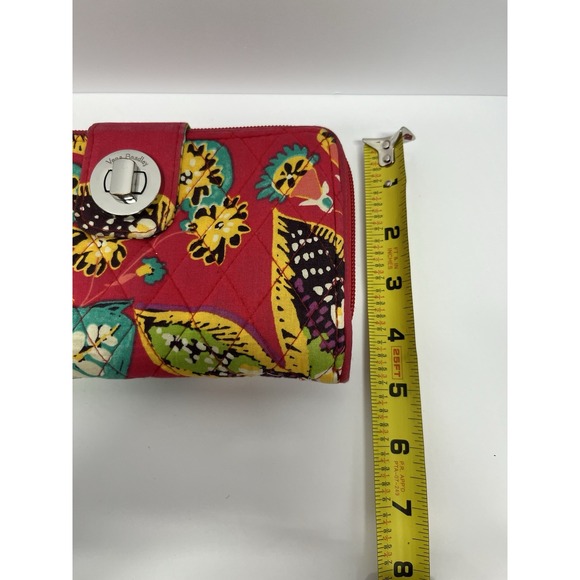 Vera Bradley Georgia Turnlock Wallet Rumba RFID Zip Around Red Floral Quilted - Picture 8 of 8